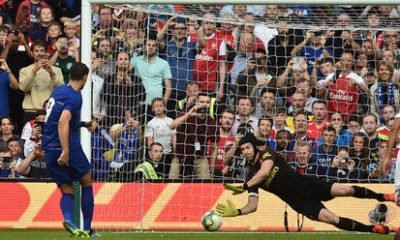 Petr Cech saving penalty